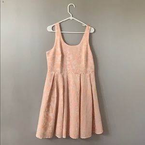 Flower embedded dress with white undertone